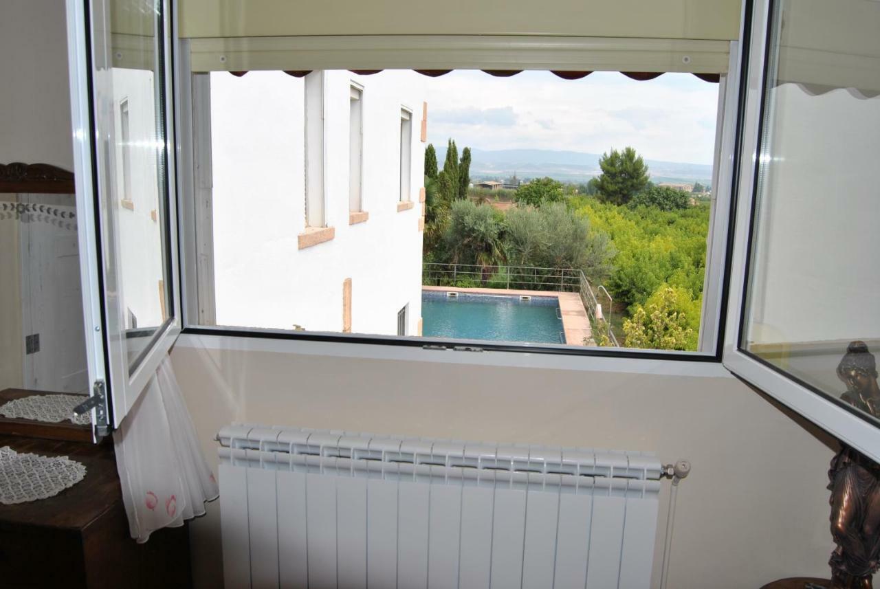 Villa Sol Blanc à Alguaire Extérieur photo
