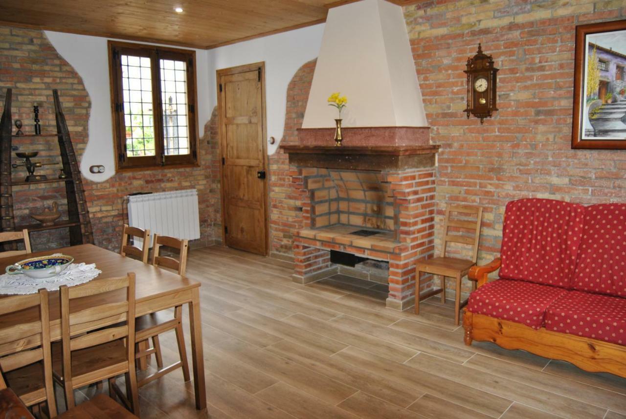 Villa Sol Blanc à Alguaire Extérieur photo